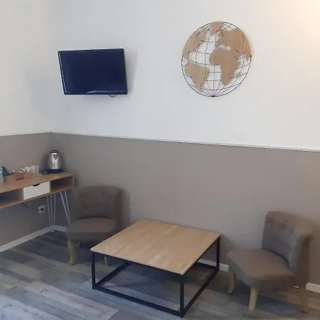 Bed & Breakfast Domaine-de-la-borde A Epernay 4*