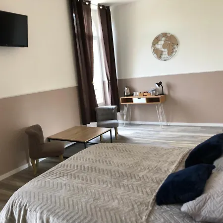 Alojamento de Acomodação e Pequeno-almoço Domaine-de-la-borde à Epernay 4*