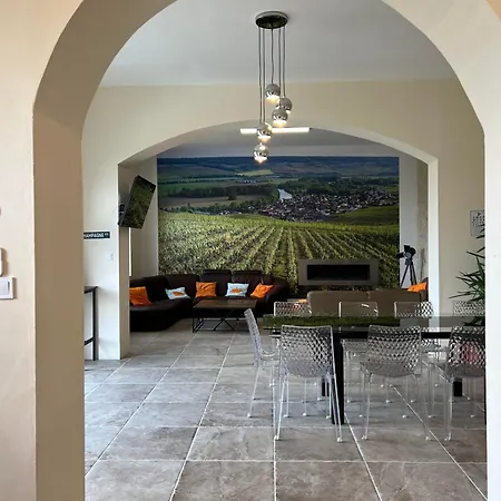 Couette-café Domaine-de-la-borde à Epernay